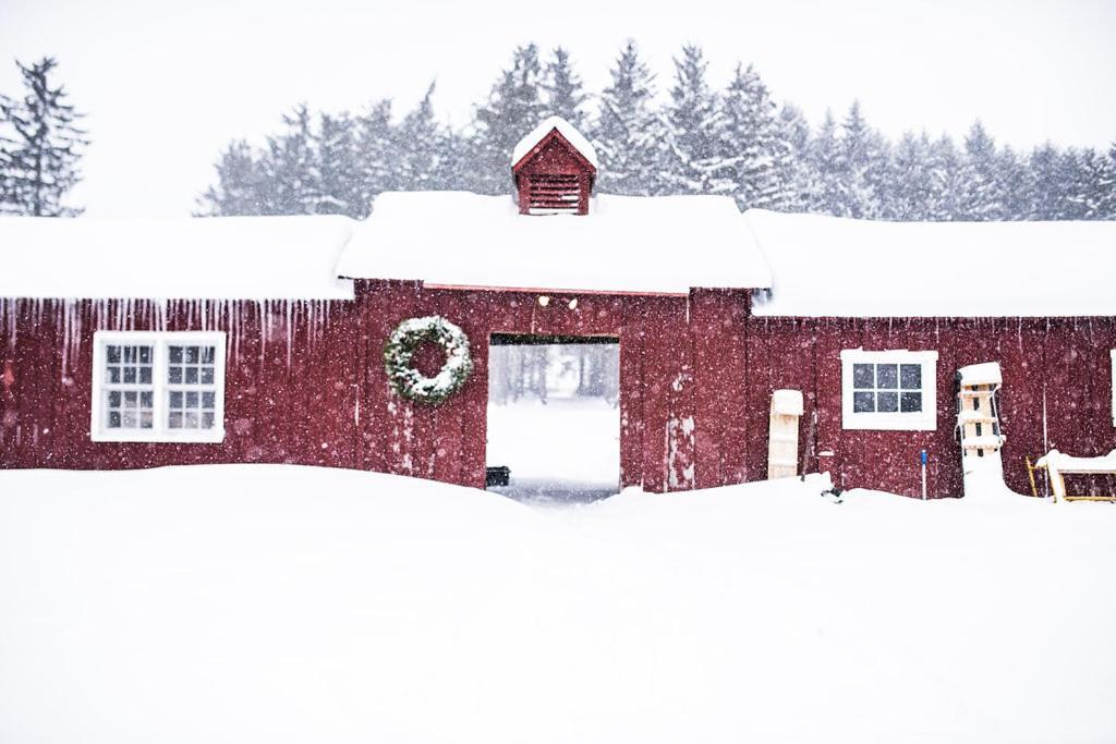 Edson Hill - A Distinctive Country Inn Стоу Экстерьер фото
